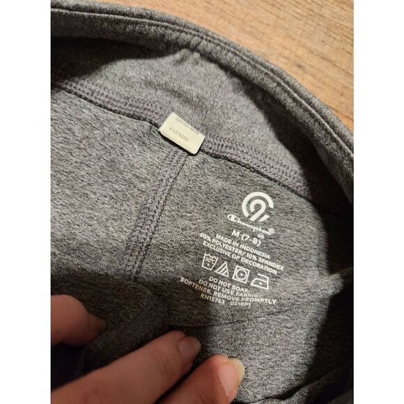 Girls grey shorts chpion medium 7-8 - Picture 3 of 5